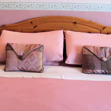 Bed & Breakfast Spring Acre 3*