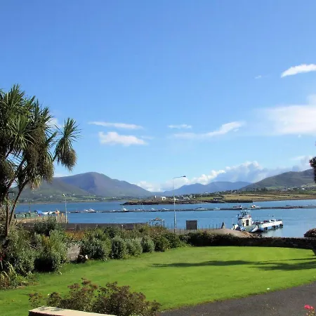 Spring Acre Bed & Breakfast 3*